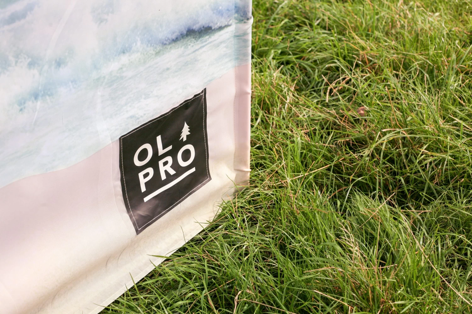 OLPRO The Beach 5 Pole Wooden Windbreak 3 OLPRO The Beach 5 Pole Wooden Windbreak - Image 3
