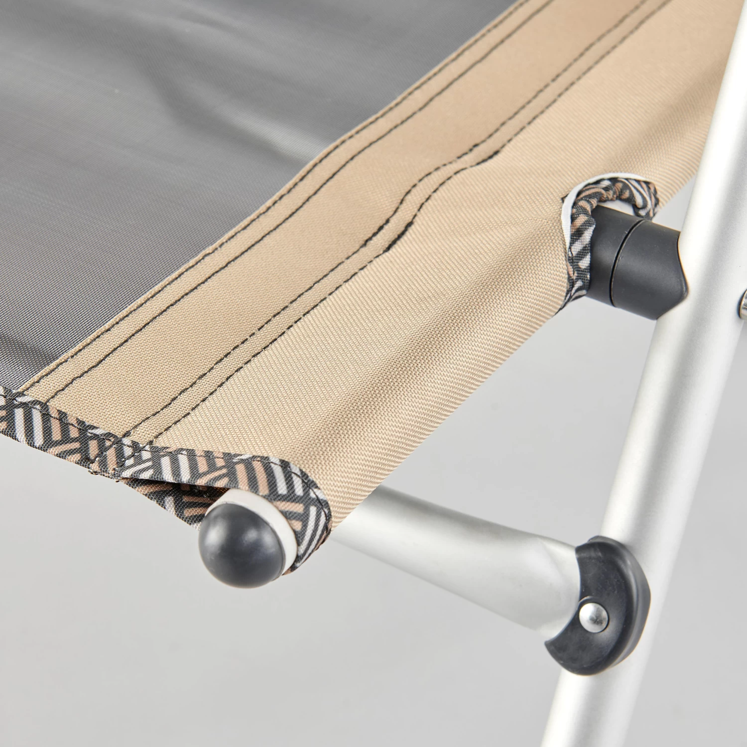 Quechua Folding Reclining Camping Chair 10 Quechua Folding Reclining Camping Chair - Image 10